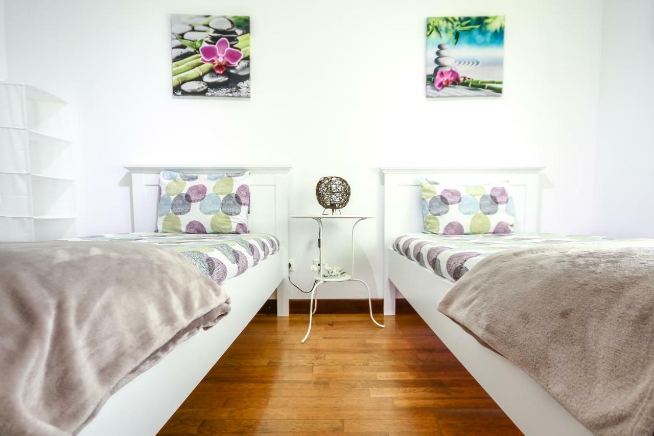 Apartamento Tejo Cacilhas Екстериор снимка